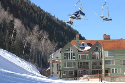 Image de Etta Place Too 107 by AvantStay | Close to Town&Slopes! W\/ Communal Pool&Hot Tub