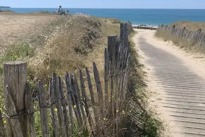 Image de Maison de Campagne Située Dans un Écrin de Verdure à 30 mn des Plages
