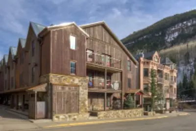 Image de Ore Station 2 by AvantStay | Modern Oasis in the Heart of Telluride w/ Hot Tub