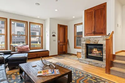 Image de Pacific Street Townhome 514b by AvantStay | Townhouse in the Heart of Telluride