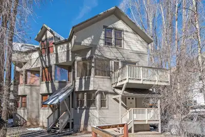 Image de Plunge A by AvantStay | Stunning Views & A Block From Lift #7