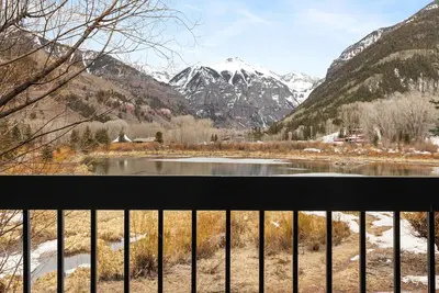 Image de Riverside Condos B101 by AvantStay | Condo Close To Downtown & Ski Lift #8