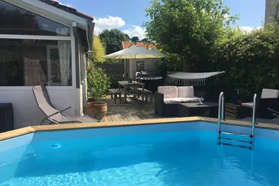 Image de Very quiet charming family home