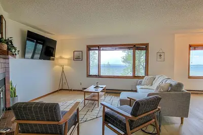 Image de Breezy Hills - Unit 3; Lake Bemidji, King bd, Kayaks, Pb Trail!