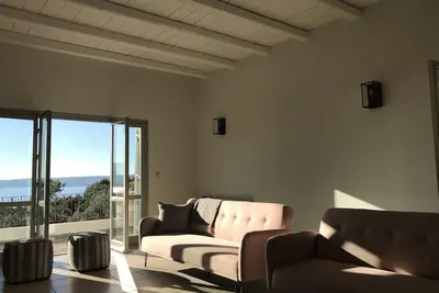 Image de Spacious villa & apartment with private pool