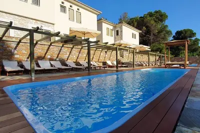 Casa Dobrescu Katigiorgis 8 rooms