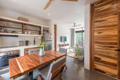 Image de 2-Bed Condo • 2 Full Baths • Terraces off Living & Bedrooms