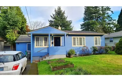 Nice cozy house in quiet & friendly Ne Portland area.