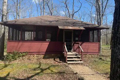 Image de Quaint Little Porch Cottage