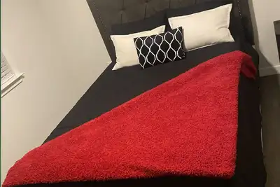 Image de 5 minutes from Downtown & Galleria