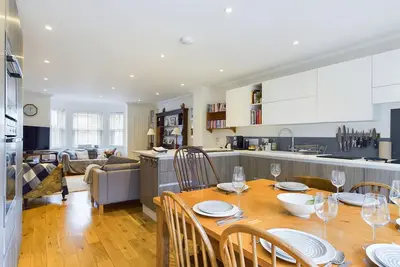 Image de Queens Mews a coastal holiday home