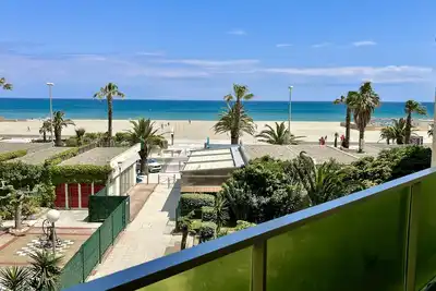 Image de Grande Terrasse Face Mer Canet Plage Sud, Standing 2*, 4 Pers, Parking, Clim, Wifi