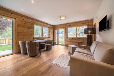 Image de Appartement \"Alpreid Kernig Rustikale\" avec vue sur les montagnes, jardin et Wi-Fi
