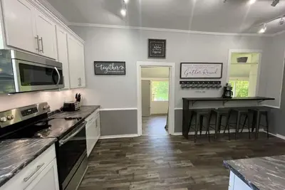 Image de Charming 1860s Renovated Home