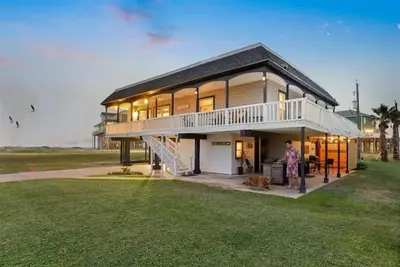 Image de Beach/Bay, Boat/Fish, Sand/Surf, Deck/Vistas