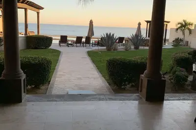 Image de 4 Bedroom villa in an oceanfront gated community!