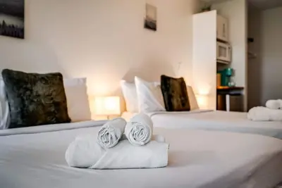 Image de Rare Muskoka Chalet Suite - A3