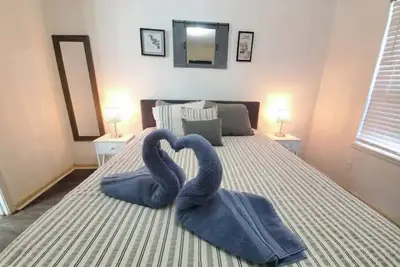 Image de Superb location. Close to all main activities.