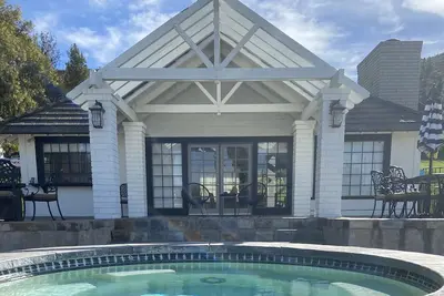 Image de The Pool House at Olive Hill Ranch - w/ pool and hot tub
