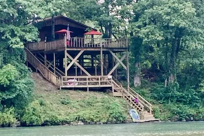 Image de Shipp's Landing-Cozy Secluded Retreat on the Water