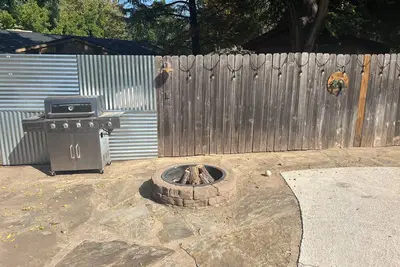 Image de Cabin By The Creek #2