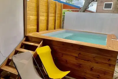Image de Appartement rénové avec bac à punch chauffé