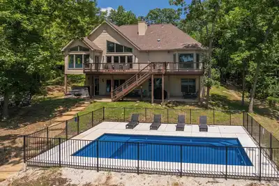 Image de Mood Swing by Innsbrook Vacations!