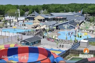 Image de Delightful 3 bedroom cottage in Sherkson Shores beach Retreat!