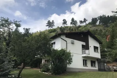 Image de Amazing nature, nice city view, playground in the garden, 5min from city center