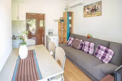 Image de Rubbi, No 3 Apartment with terrace, parking and climate - Rubbi, No 3