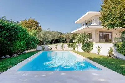 Image de Splendide villa contemporaine pour vos vacances de rêve à Mougins