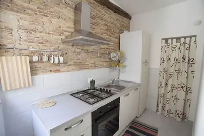 Image de [Old Town⭑⭑⭑⭑] House of the Four Songs.