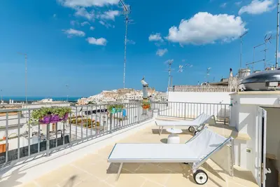 Image de Olivia in Wonderland by Wonderful Italy