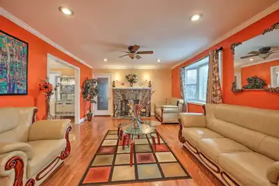 3-Story Home: Deck 7 Mi to Downtown Baltimore