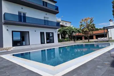 Image de Luxury villa with private swimming pool