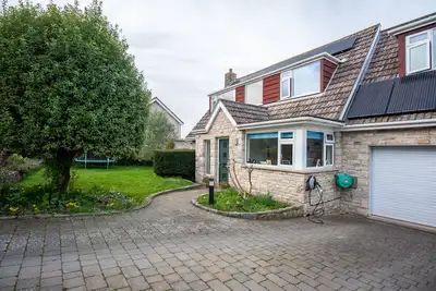 Image de Family-sized house 5 minutes away from the beach