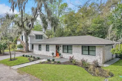 Image de Old Town + Modern 4 Br + Fire Pit + Ev Charger