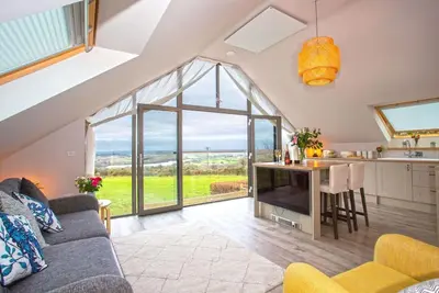 The Neyth, Mabe Burnthouse