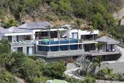 Image de Grace (4/6 Rooms) Luxury villa