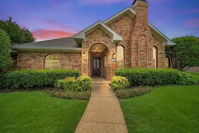 Image de Stunning Gables House, Basketball Court