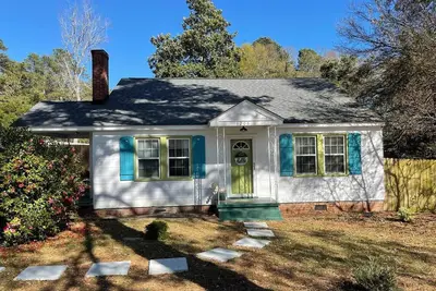 Image de Whistle Stop Cottage Aiken easy access to Augusta