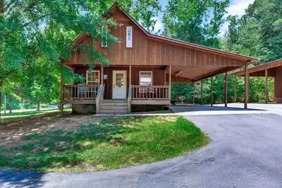 Image de Cabin #1 Fisherman's Landing / Rustic Cabin w/ Covered Boat Shelter Sleeps 5