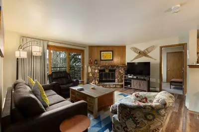 Image de Walk to the Lifts/Pool and Hot Tub Access/Private Patio