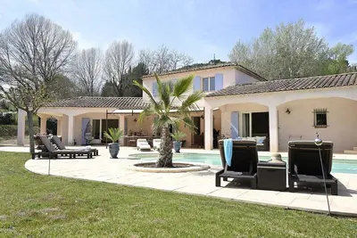 Image de Villa Mon Rêve is een prachtige, luxe en ruime villa in het prachtige Provence