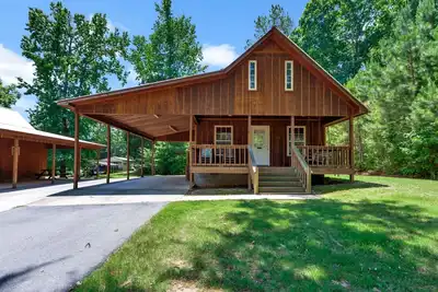 Image de Cabin #2 Fisherman's Landing / Fishing Cabin w/ Covered Boat Shelter Sleeps 5