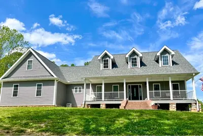 Image de Private & Cozy Home, Close to Lake