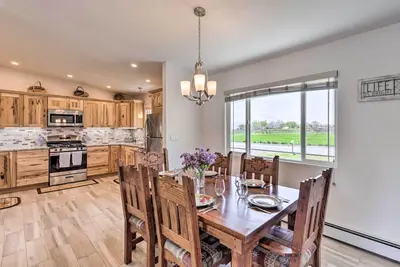 Image de Picturesque Palisade Home: Mt Garfield Views!