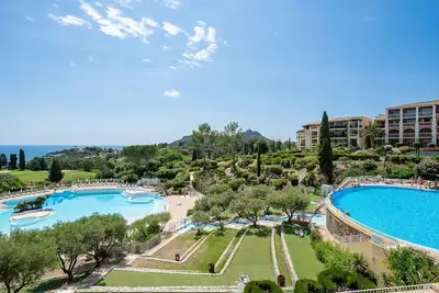 Image de Bel appartement pour 4 personnes avec Wifi, piscine, Tv, terrasse et animaux admis