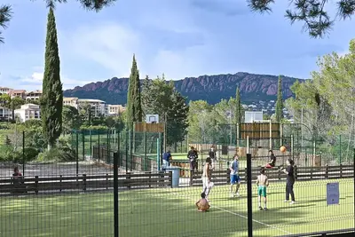 Image de Joli appartement pour 4 personnes avec piscine, Wifi, Tv, terrasse et parking