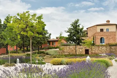 Image de Bel appartement avec piscine, Wifi, climatisation, patio, animaux admis et vue panoramique